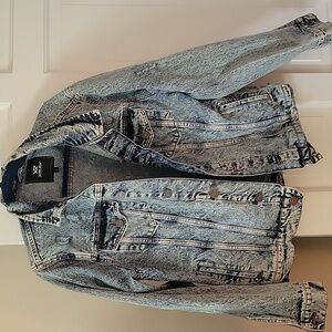 Mens Xray Jeans Denim Jacket with Distressed Design Size Large